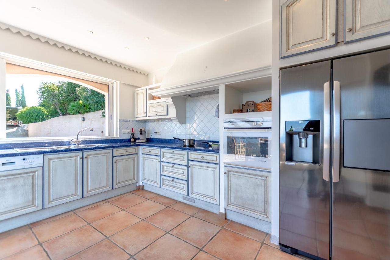 Superbe Villa, Incroyable Vue Mer, Piscine Chauffee, Climatisee Sainte-Maxime Exterior photo