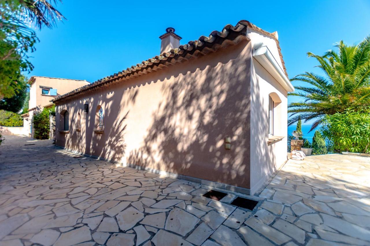 Superbe Villa, Incroyable Vue Mer, Piscine Chauffee, Climatisee Sainte-Maxime Exterior photo