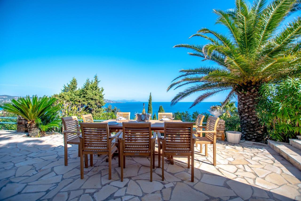 Superbe Villa, Incroyable Vue Mer, Piscine Chauffee, Climatisee Sainte-Maxime Exterior photo