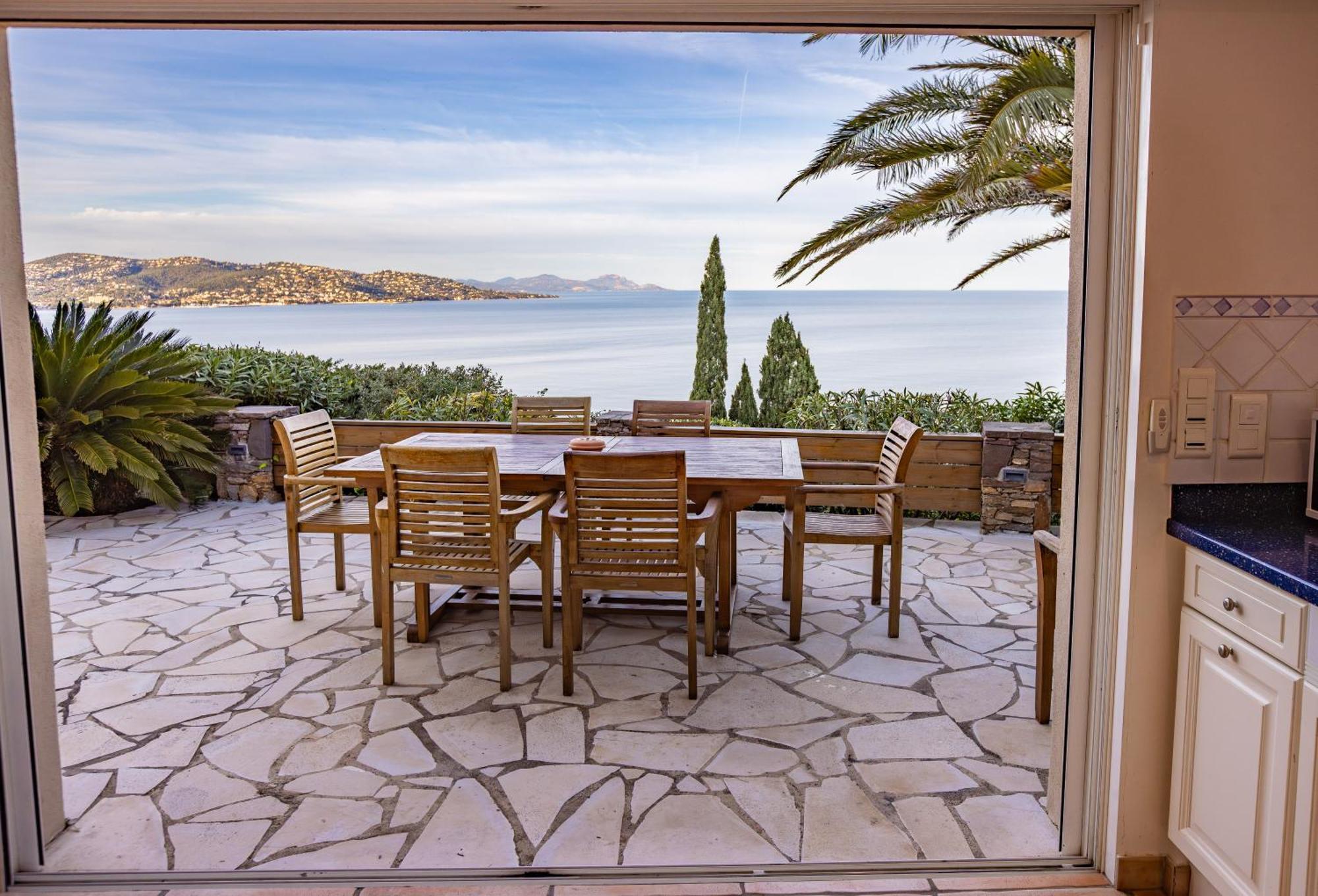Superbe Villa, Incroyable Vue Mer, Piscine Chauffee, Climatisee Sainte-Maxime Exterior photo